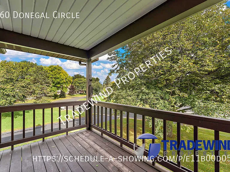 560 Donegal Cir — Photo 25