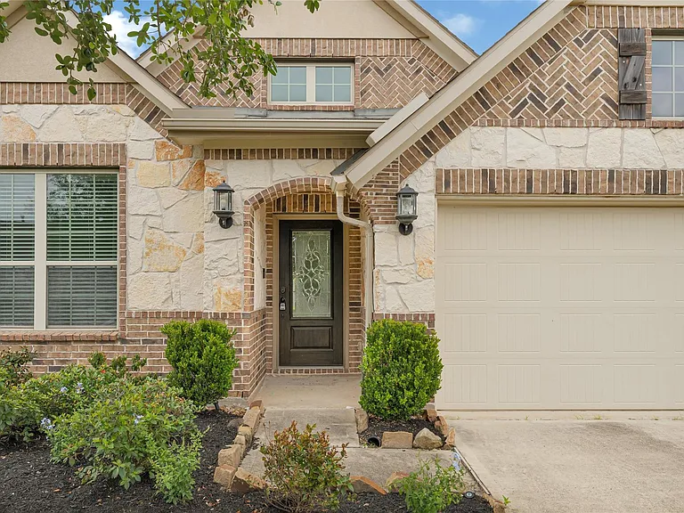 2414 Willow Fall Ln — Photo 3