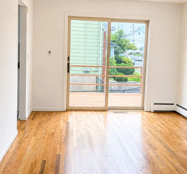 426 Broad St #1 — Photo 27