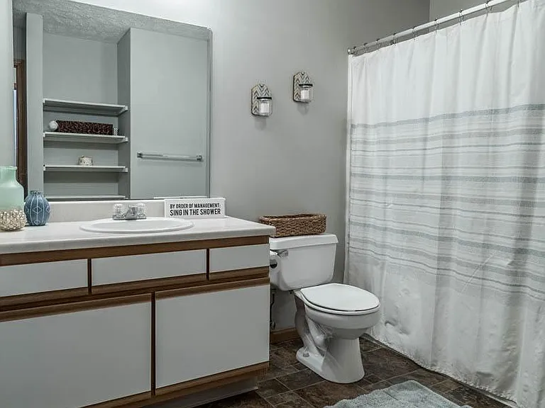 Eagle Run Apartments — Photo 58