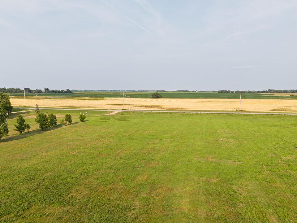 1st image of 20 Highway Se