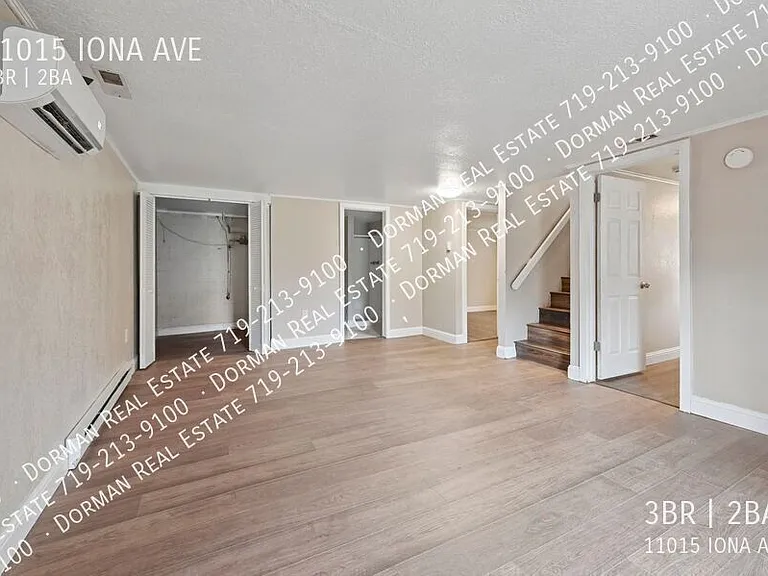11015 Iona Ave — Photo 5