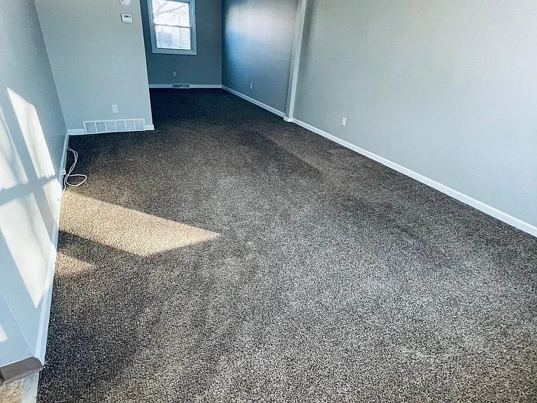 40 W Summerset Ln — Photo 15