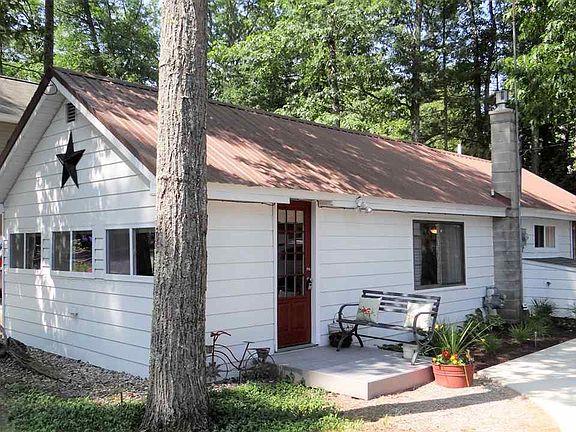 2nd image of 4388 Lake Ave