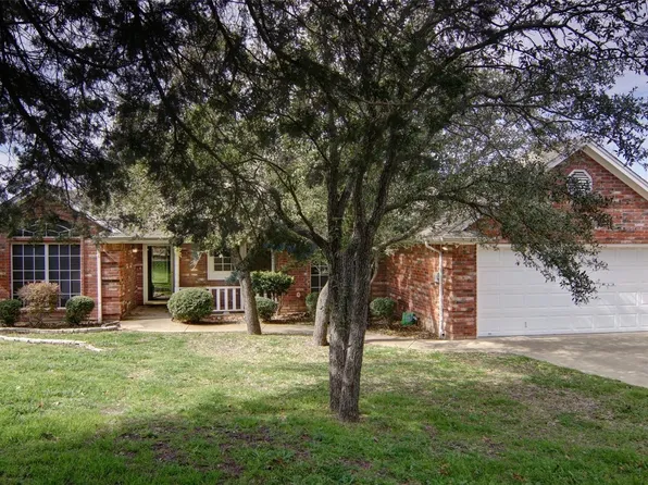 1326 Timber Creek Dr, Weatherford, TX 76086