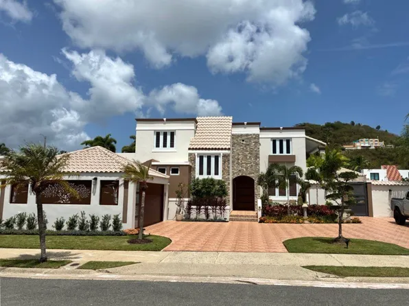 Urb Paisajes Del Lago #A, Luquillo, PR 00773