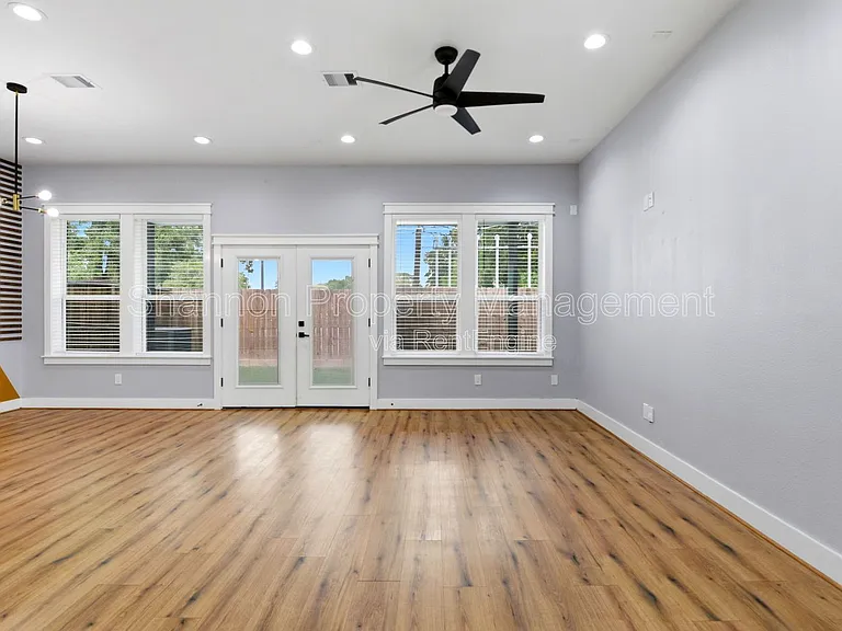 6476 T C Jester Blvd — Photo 24
