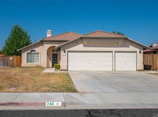 743 Colorado Dr, Hemet, CA 92544