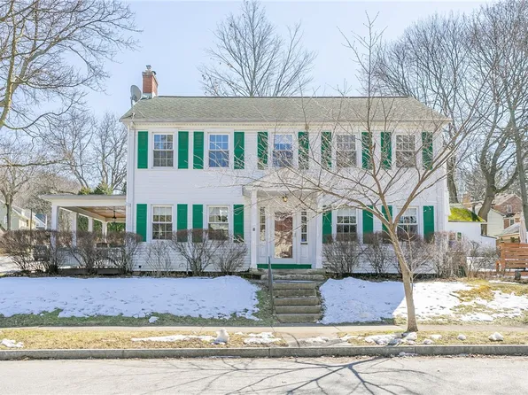 535 Rockingham St, Rochester, NY 14620
