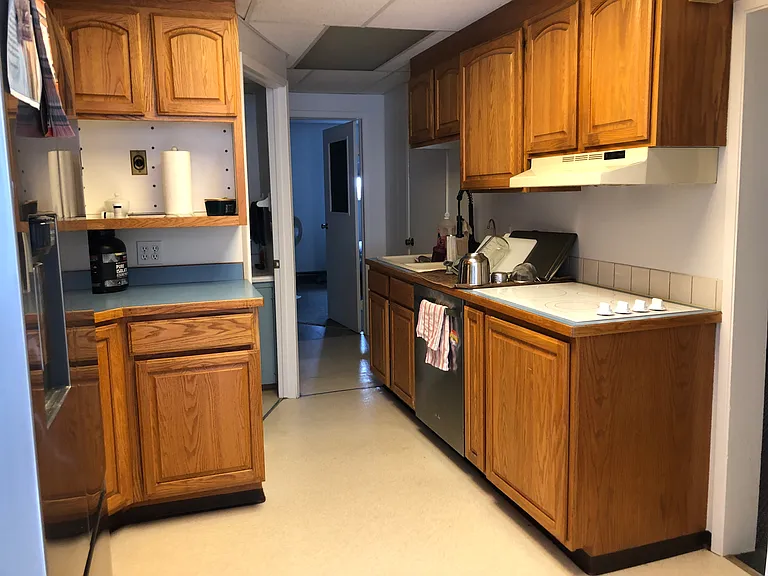 308 NW Webb St — Photo 10