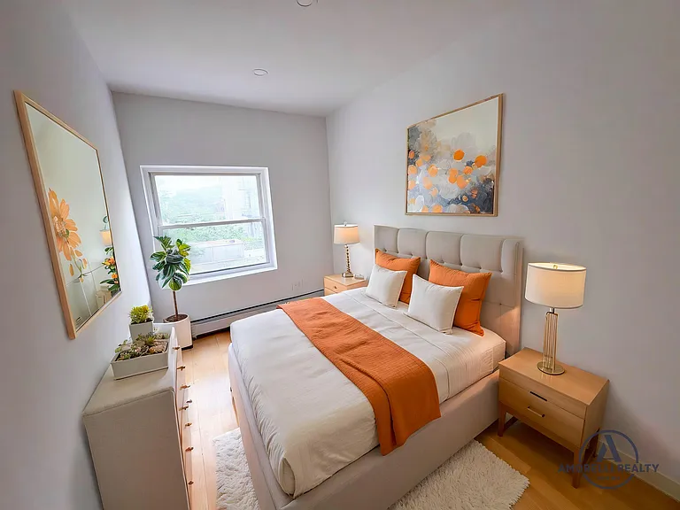 28-53 47th St #2 — Photo 7
