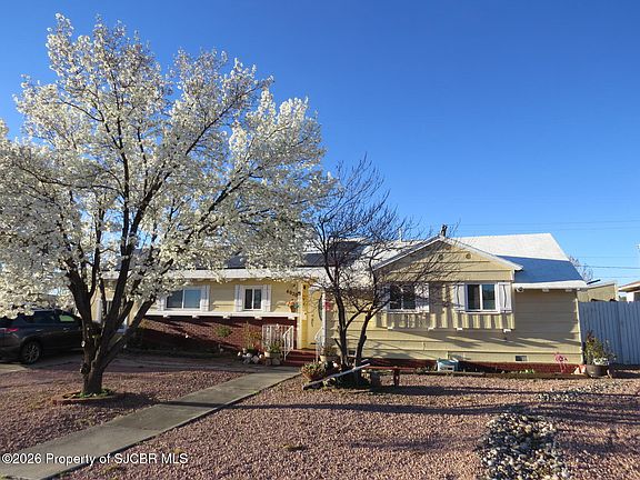 4th image of 4020 Cedar Dr