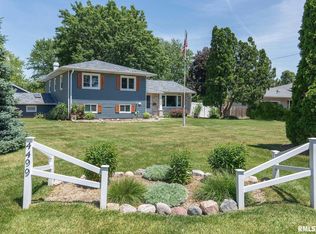 4499 Cheyenne Ave, Davenport, IA