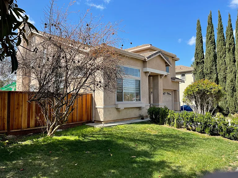 3815 Twin Falls Ct — Photo 1