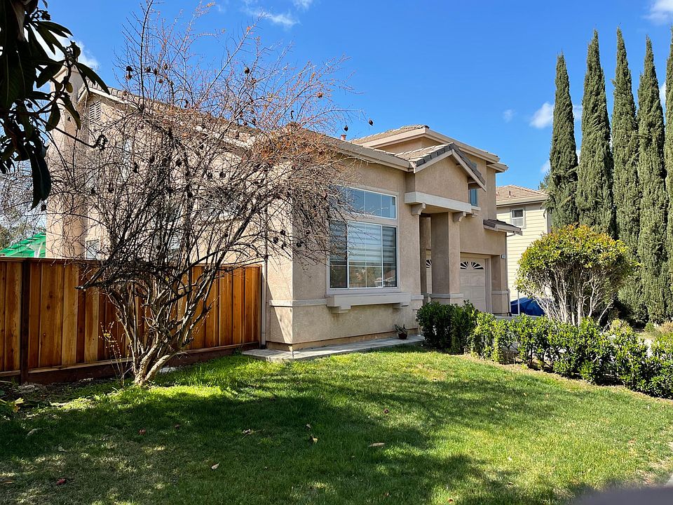 1st image of 3815 Twin Falls Ct