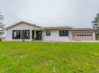 1140 Country Club Rd SE, Corydon, IN 47112