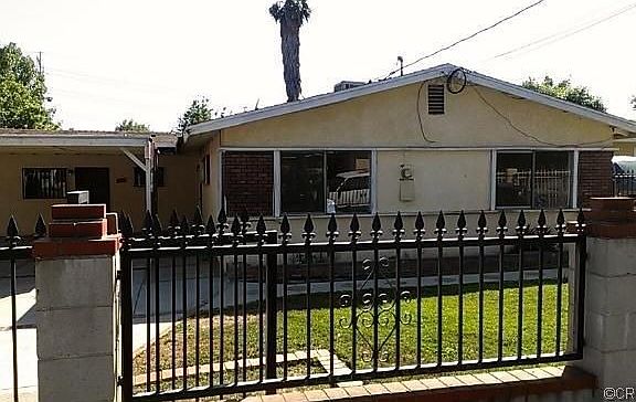 2nd image of 11619 Gladstone Ave