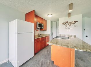 320 Liliuokalani Ave APT 1504, Honolulu, HI 96815