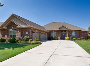 90 Nutcracker Ln SW, Huntsville, AL 35824