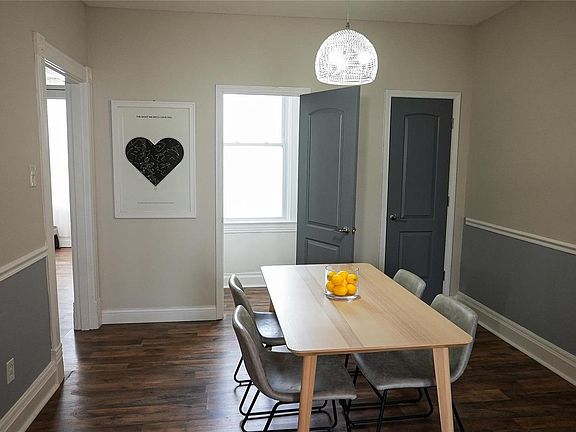 5th image of 5321 West Ave