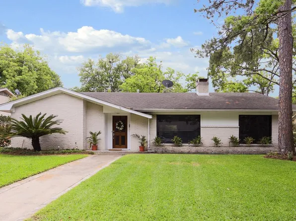 10047 Overbrook Ln, Houston, TX 77042