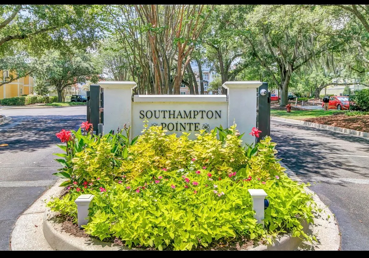 1 bed, 767 sqft, $2,000 — Photo 1