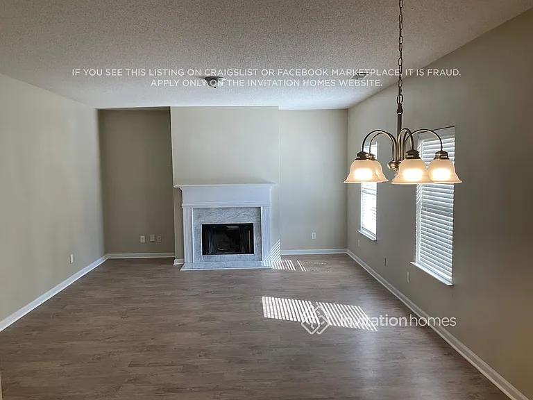 2104 Palatine Pl — Photo 4