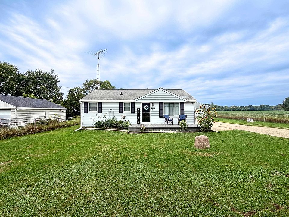 1st image of 5095 Rose Ln