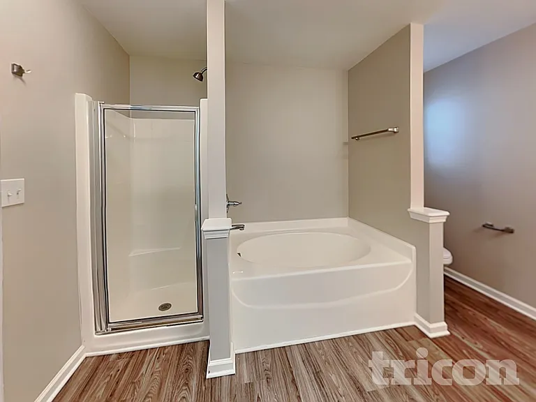 6235 Leslie Dr — Photo 10