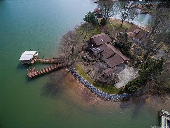 4th image of 124 Island Ln