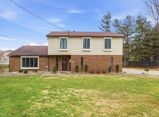 807 51st St, Vienna, WV 26105