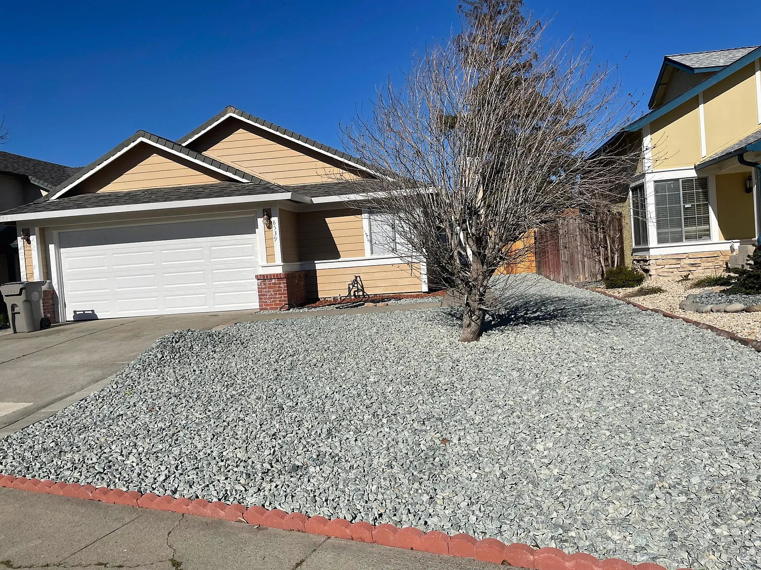 8539 Hermitage Way photo 1