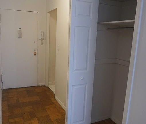 5th image of 300 W 55th St APT 3K