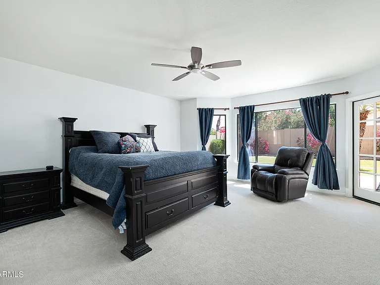 1660 W Honeysuckle Ln — Photo 16