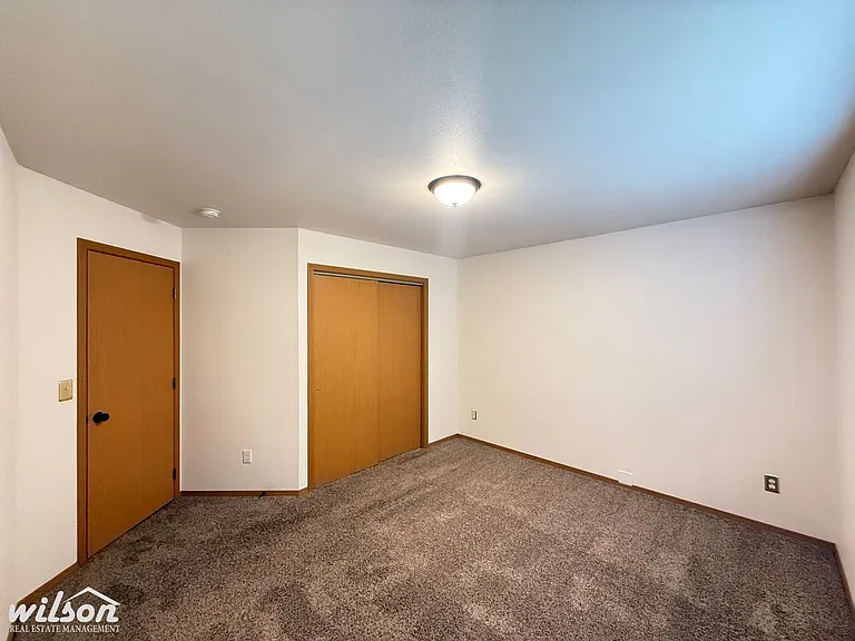 810 Fremont St — Photo 13