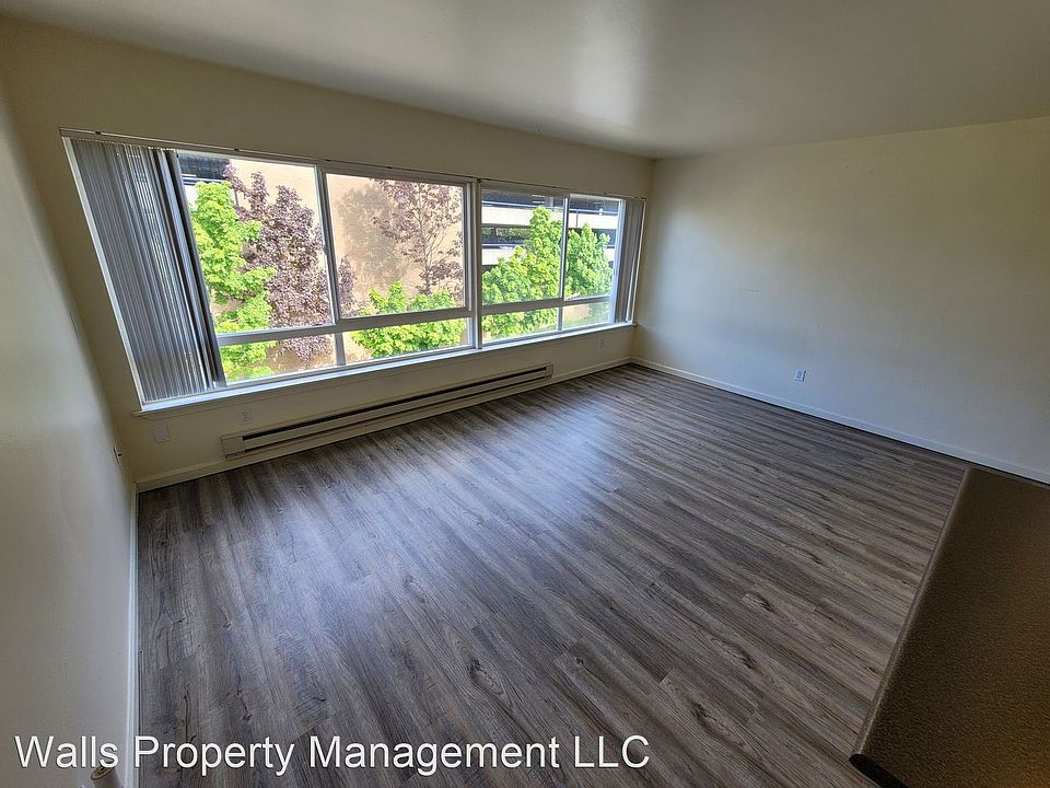 1st image of 1819 NW Central Pl #2401