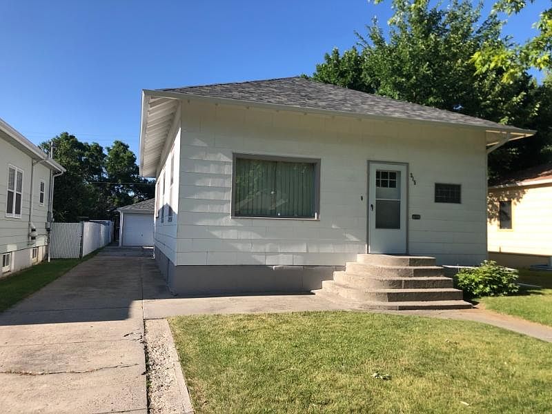 1st image of 315 Terry Ave