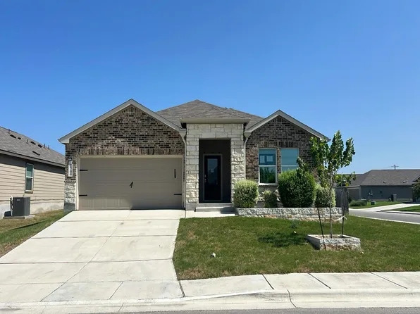 2700 San Martin Ln, Seguin, TX 78155