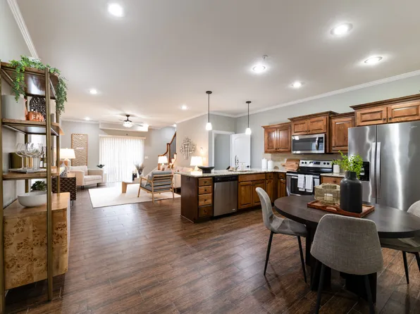 Prairie Pines Townhomes