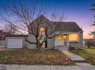 720 Elm Ter, York, PA 17404