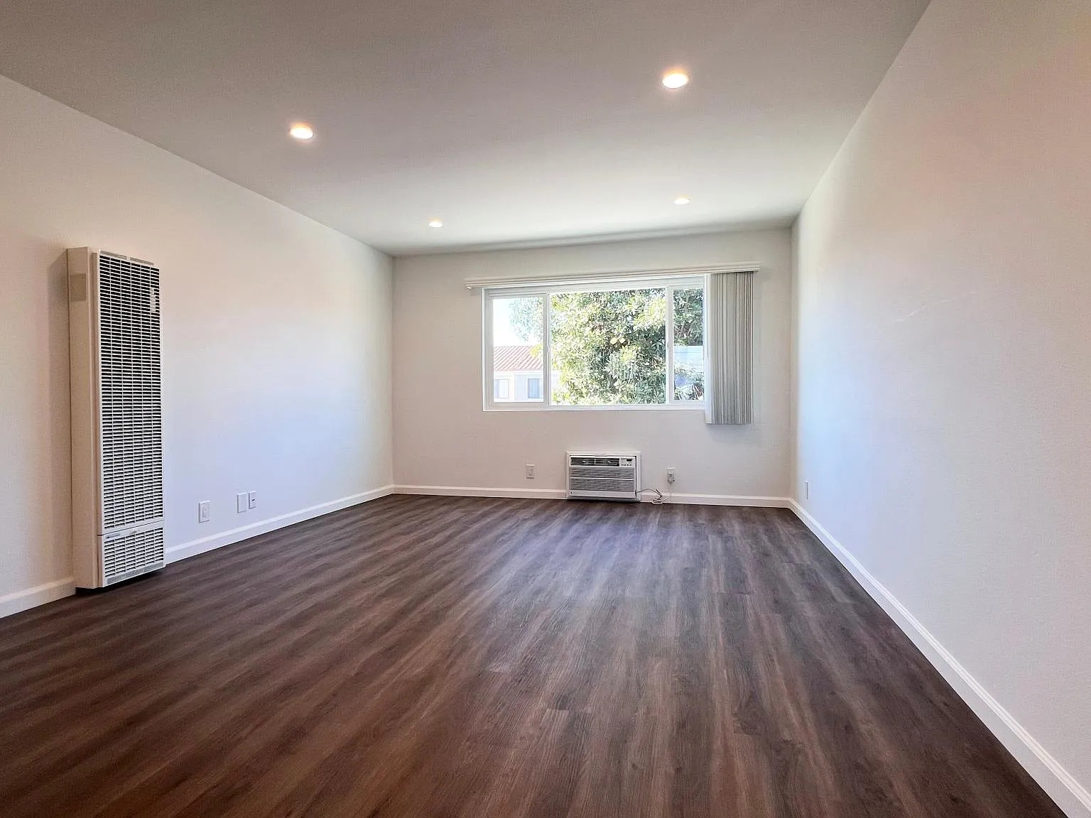 1 bed, $2,100 — Photo 2