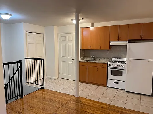 Rented by 18 REALTY | media 1