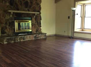 1165 Carla Dr, Florissant, MO 63031