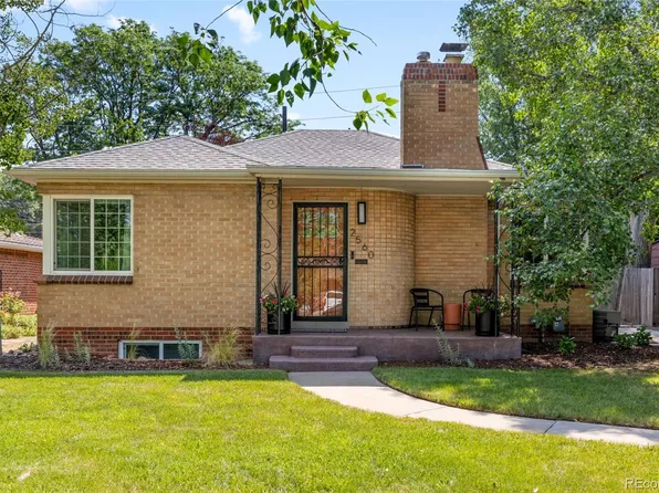2560 Locust Street, Denver, CO 80207