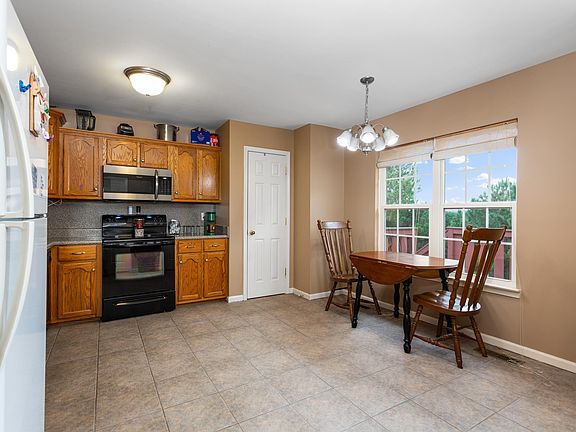 5th image of 7385 Old Acton Rd