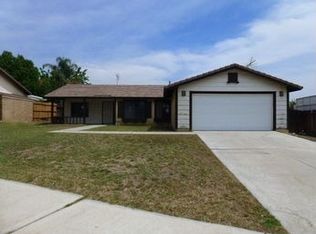 1007 N Yucca Ave, Rialto, CA 92376