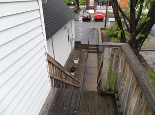 142 Myrtle St #2, Manchester, NH 03104