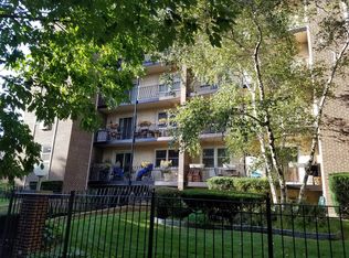 1330 W Fargo Ave APT 1C, Chicago, IL 60626