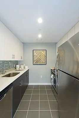 Rented by Greystar | media 16