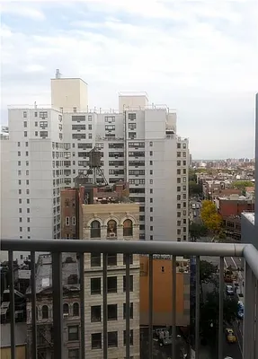 Sold by R New York | media 47